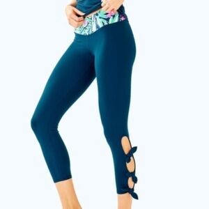 Lilly Pulitzer bow weekend noelani legging crop